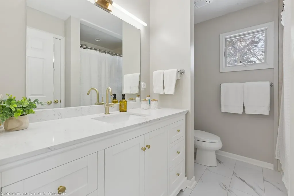 2381 Shoreham Highlands Street St. Joseph Charter Township MI 49085