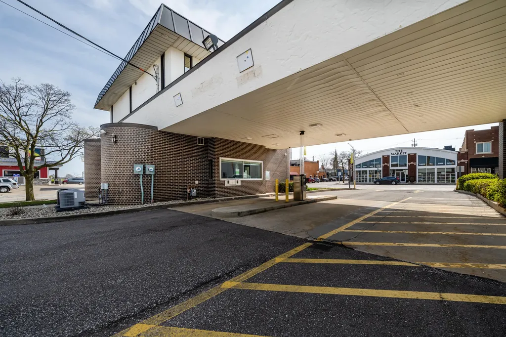 300 Main Street St. Joseph City MI 49085
