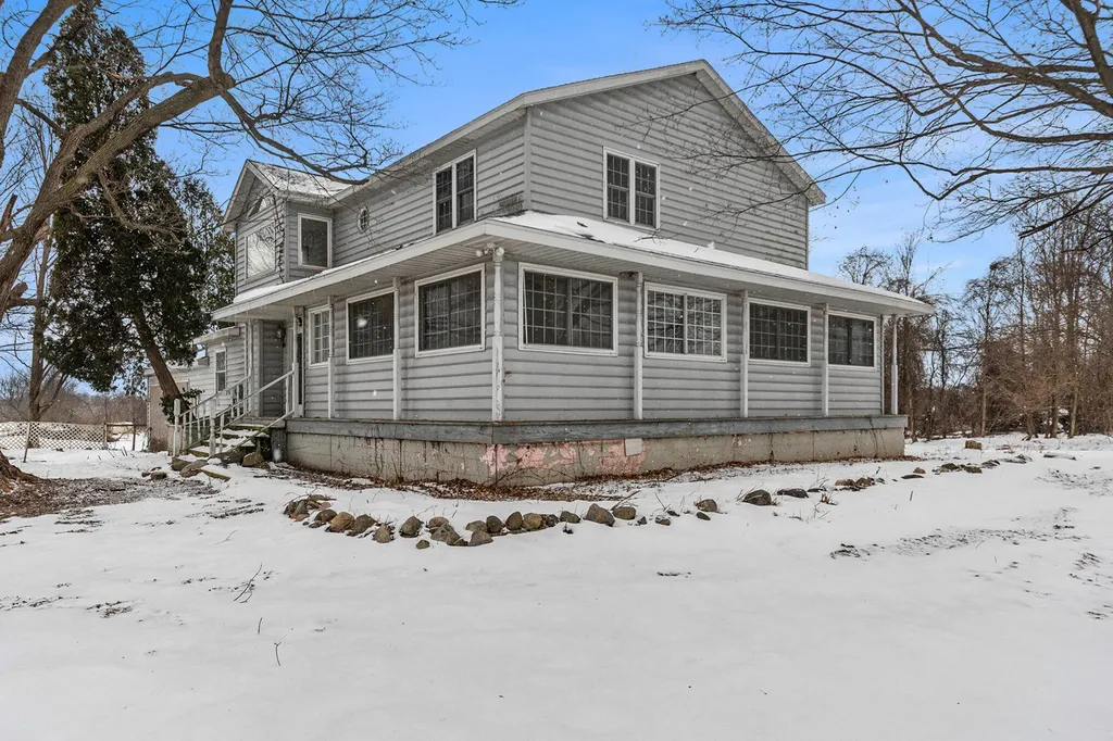 8600 Garr Road Oronoko Charter Township MI 49103