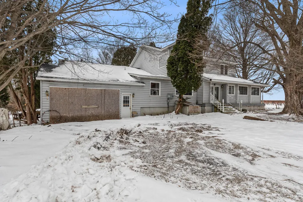 8600 Garr Road Oronoko Charter Township MI 49103