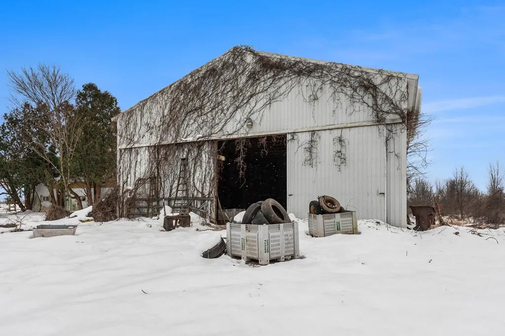 8600 Garr Road Oronoko Charter Township MI 49103