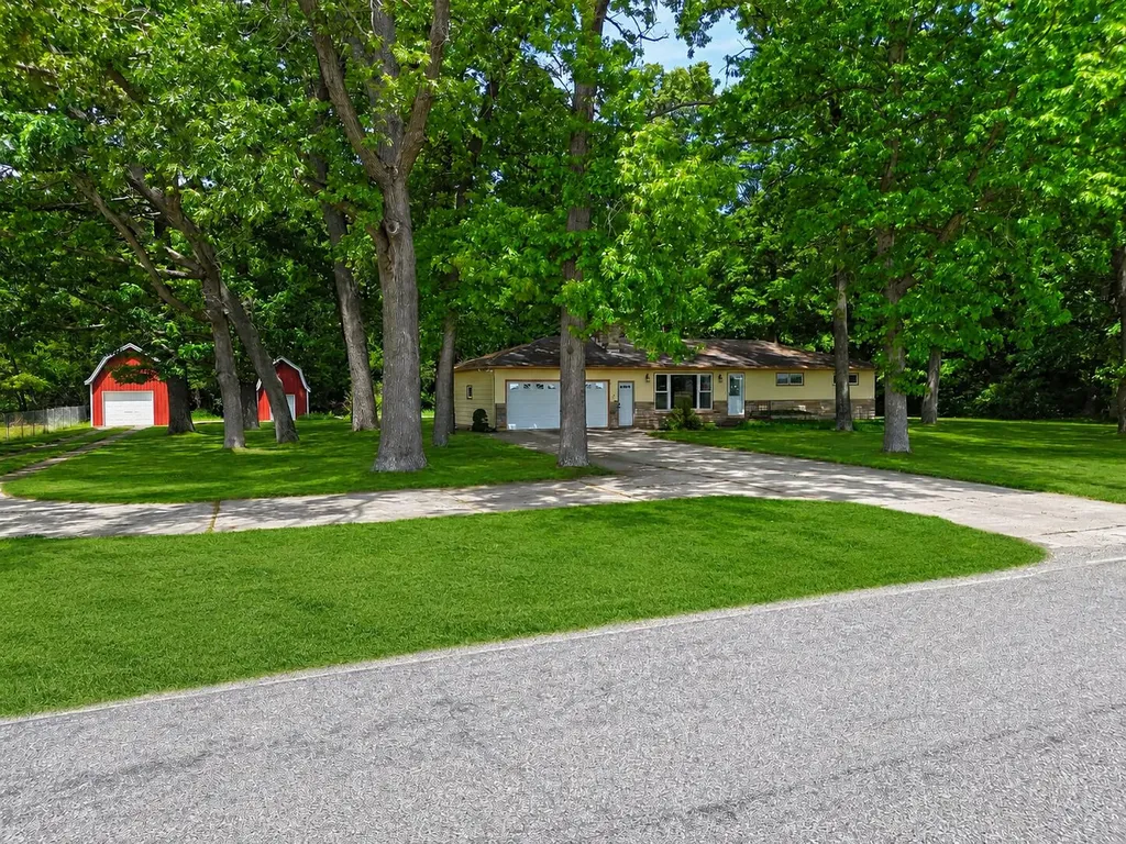 28902 Yaw Street Silver Creek Township MI 49047