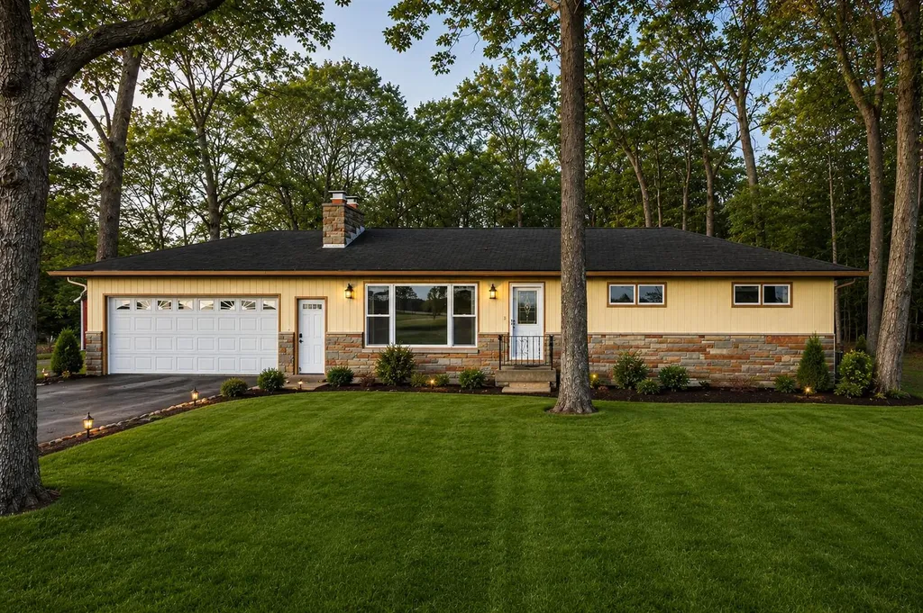 28902 Yaw Street Silver Creek Township MI 49047
