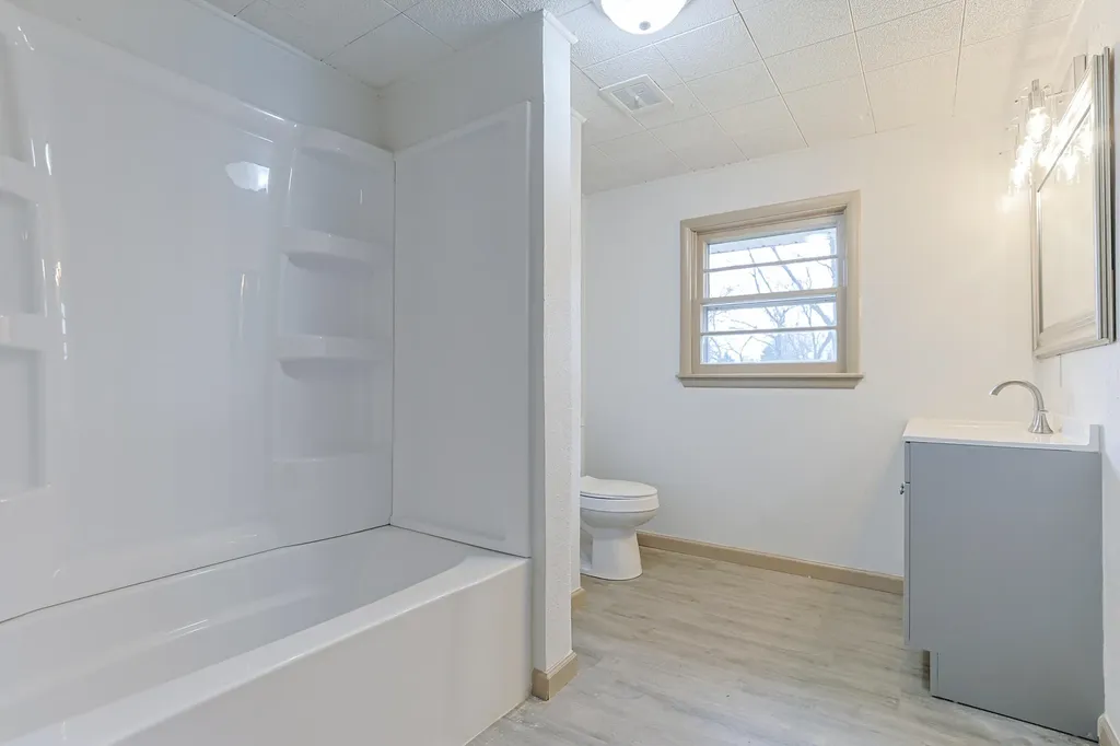 1582 Bakertown Road Bertrand Township MI 49107