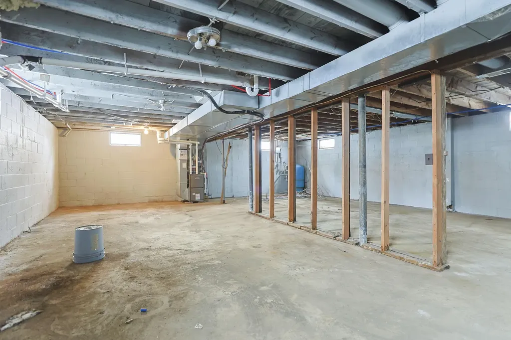 1582 Bakertown Road Bertrand Township MI 49107