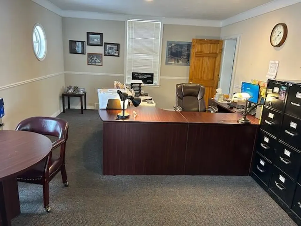 215 N Kalamazoo Street Paw Paw Village MI 49079