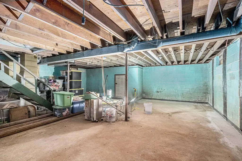 2262 Warren Road Howard Township MI 49120
