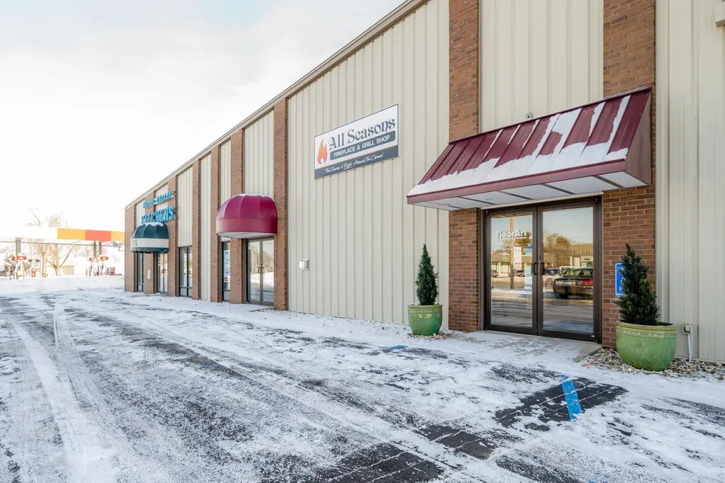 2467 M-139 Benton Charter Township MI 49022