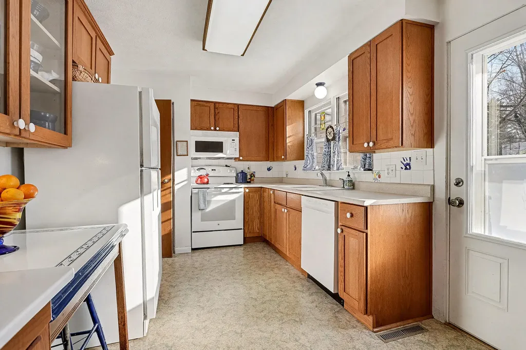 61100 Quinnesec Road Penn Township MI 49031