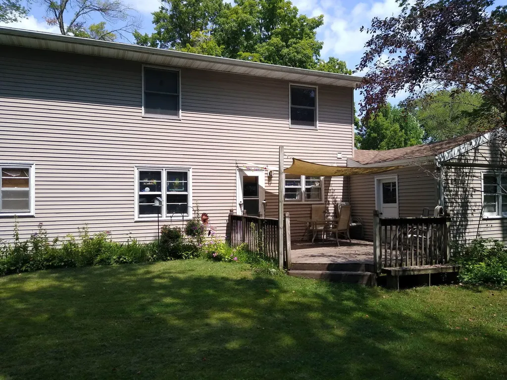 61100 Quinnesec Road Penn Township MI 49031