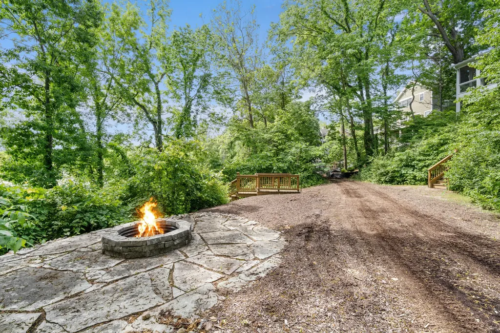 11087 Lake Shore Drive Oronoko Charter Township MI 49103