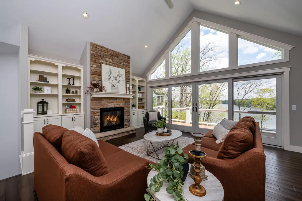 11087 Lake Shore Drive Oronoko Charter Township MI 49103