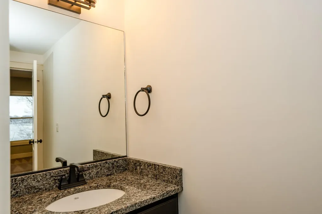 11087 Lake Shore Drive Oronoko Charter Township MI 49103