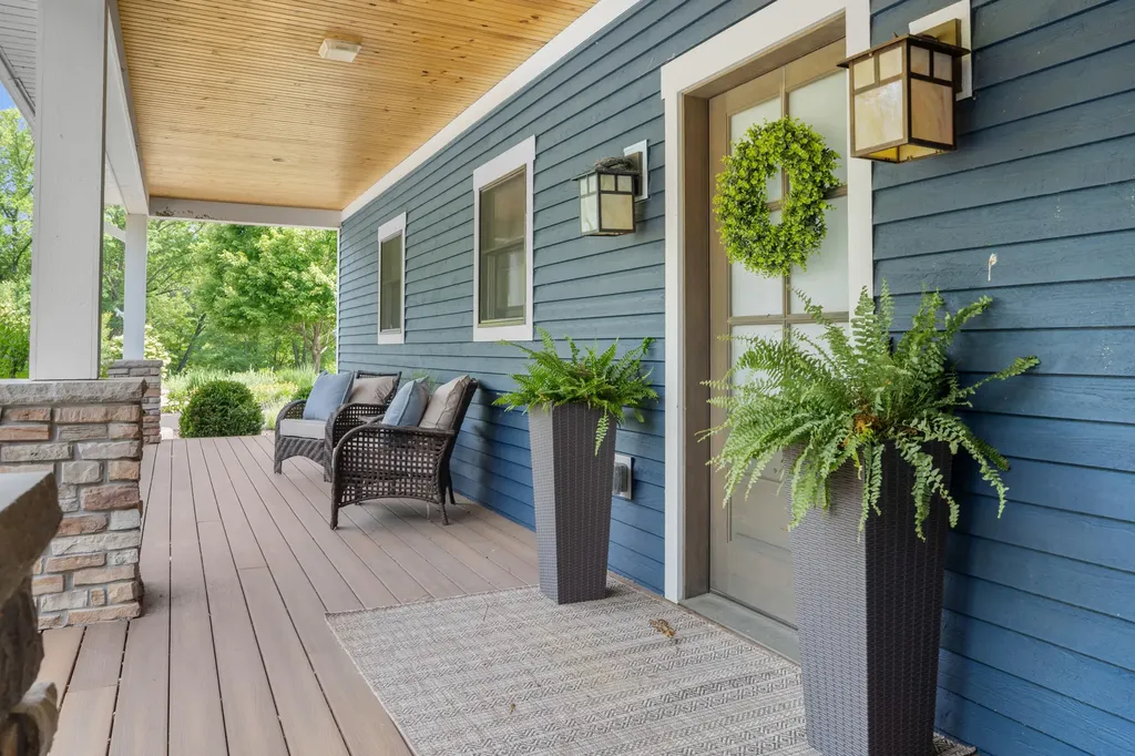 11087 Lake Shore Drive Oronoko Charter Township MI 49103