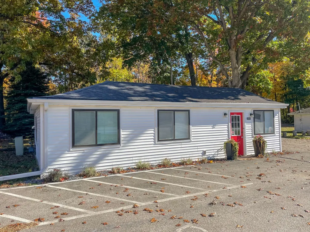 50463 M152 Silver Creek Township MI 49047