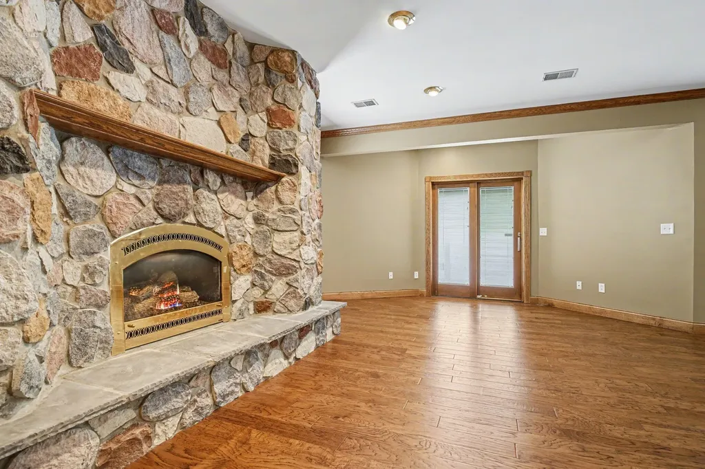 65650 Dailey Road Jefferson Township MI 49112