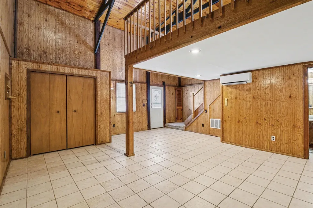 65650 Dailey Road Jefferson Township MI 49112