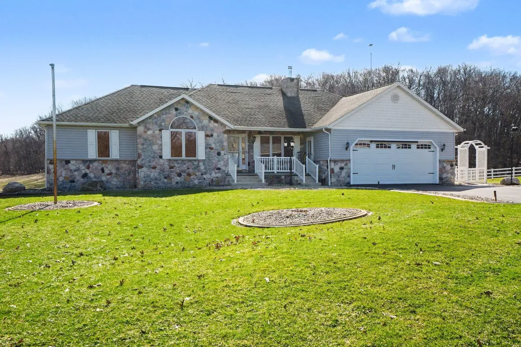 65650 Dailey Road Jefferson Township MI 49112