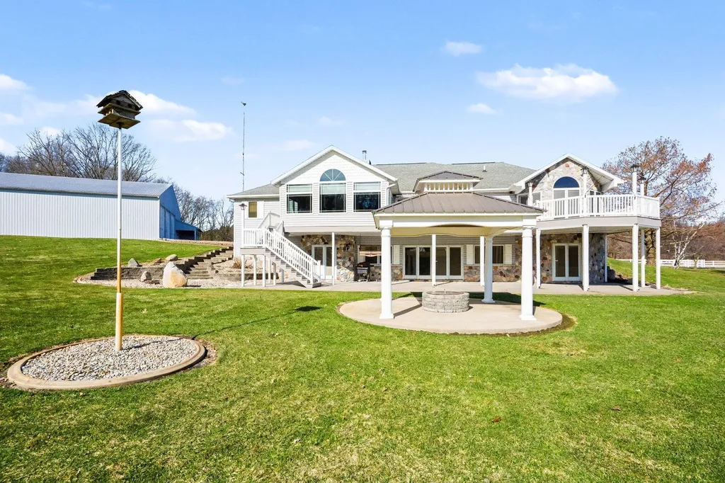 65650 Dailey Road Jefferson Township MI 49112