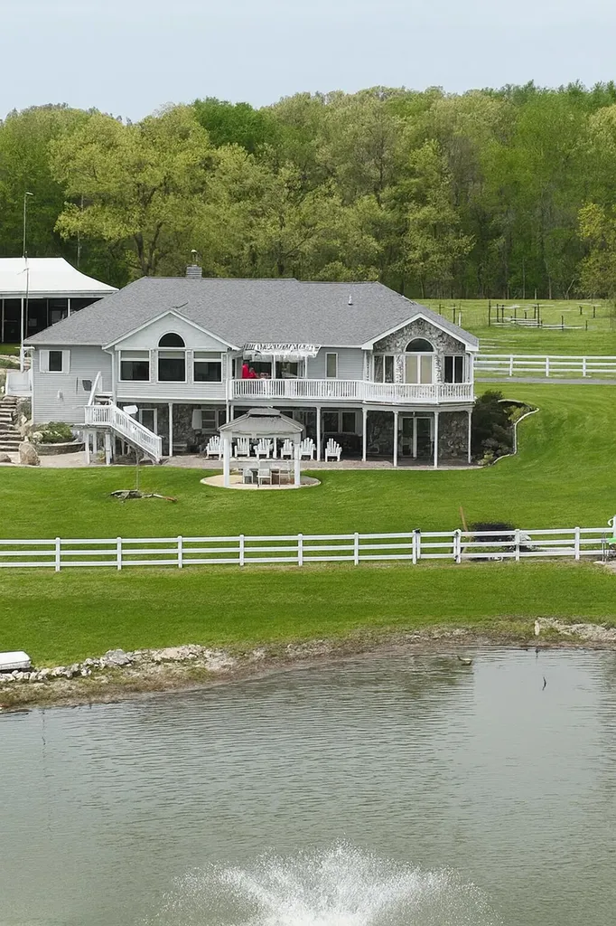 65650 Dailey Road Jefferson Township MI 49112