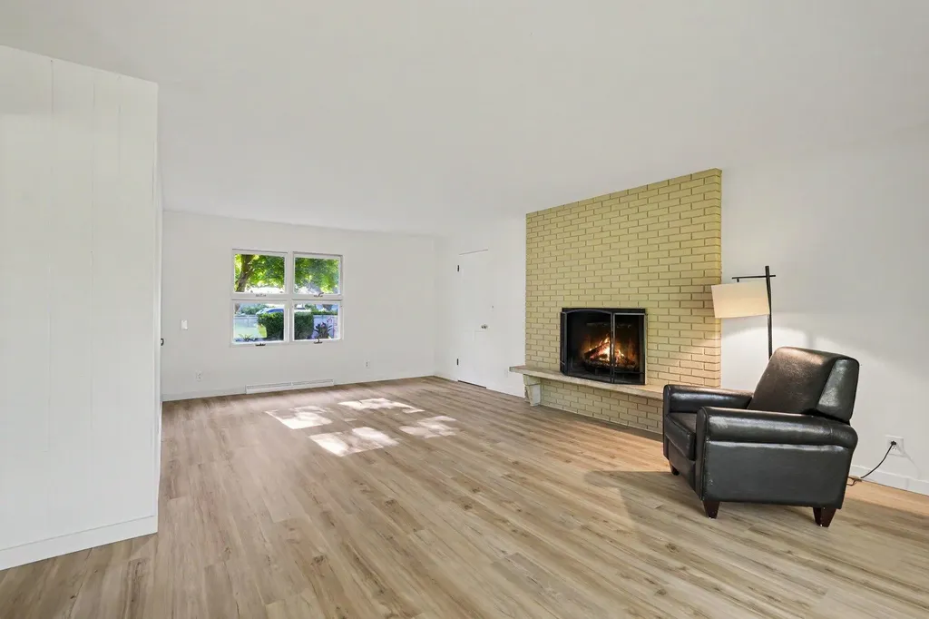 16172 Brookwood Drive Buchanan Township MI 49107