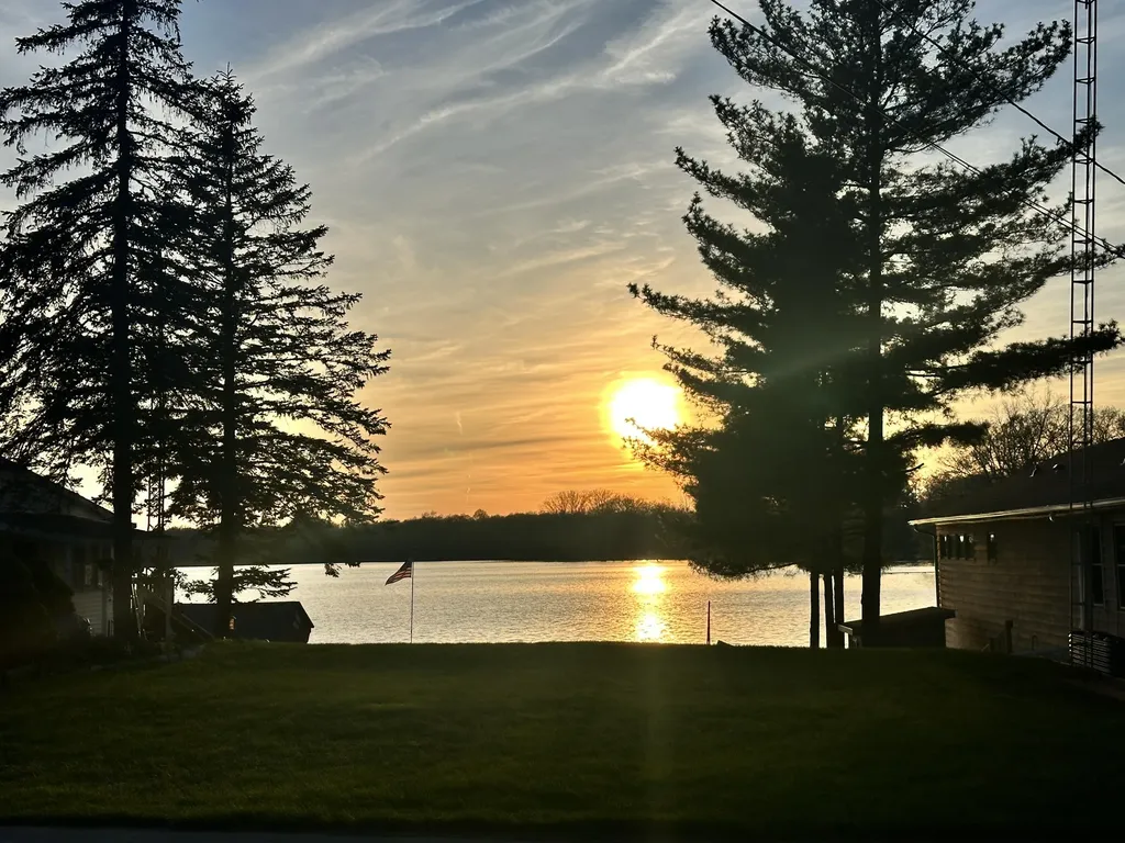 50330 Eastside Drive Silver Creek Township MI 49047