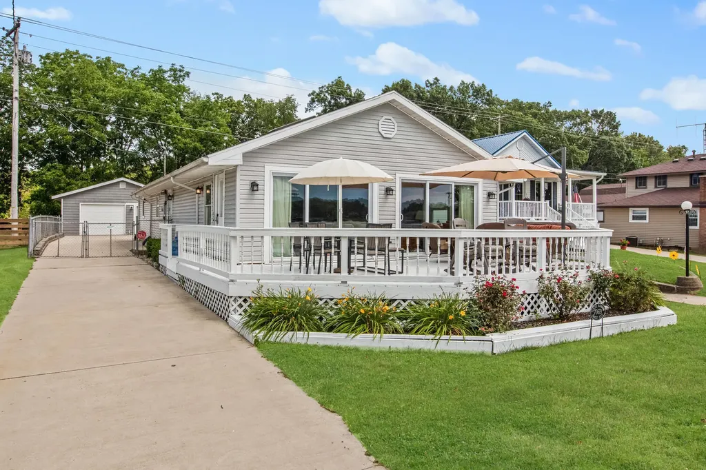 70619 Sunset Boulevard Porter Township MI 49130