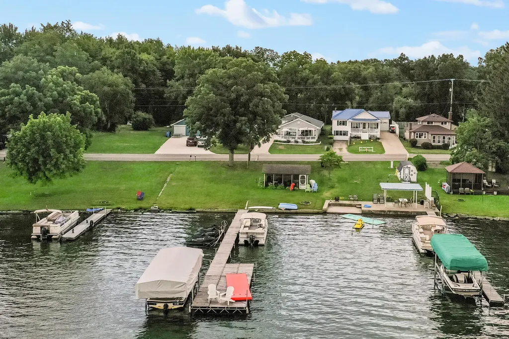 70619 Sunset Boulevard Porter Township MI 49130