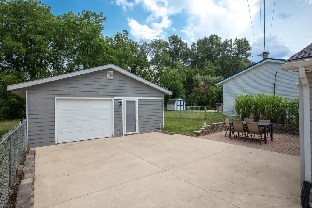 70619 Sunset Boulevard Porter Township MI 49130