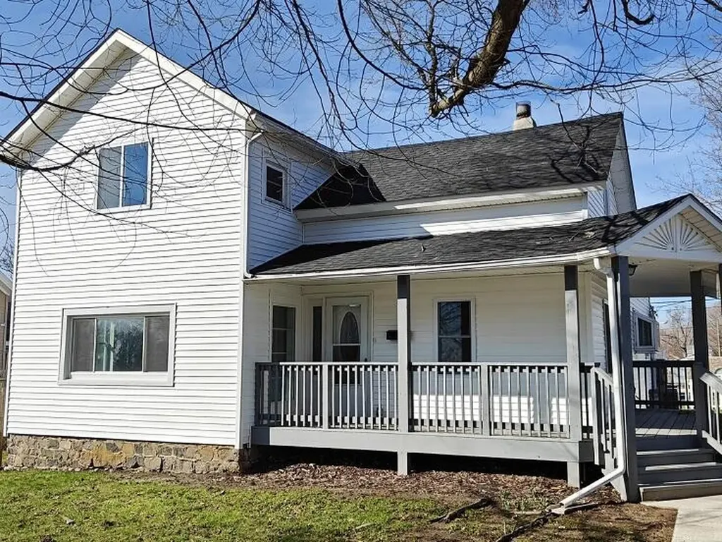 6627 E Berrien Street Eau Claire Village MI 49111