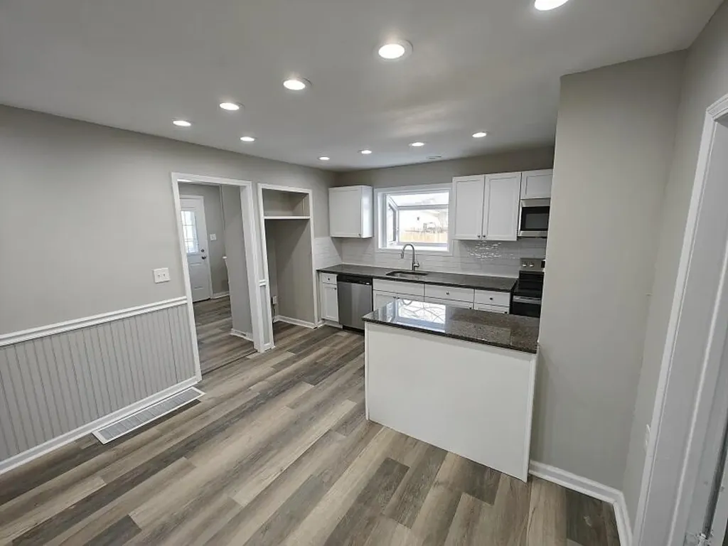 6627 E Berrien Street Eau Claire Village MI 49111