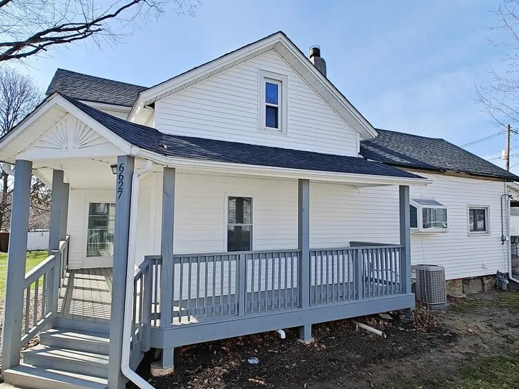 6627 E Berrien Street Eau Claire Village MI 49111