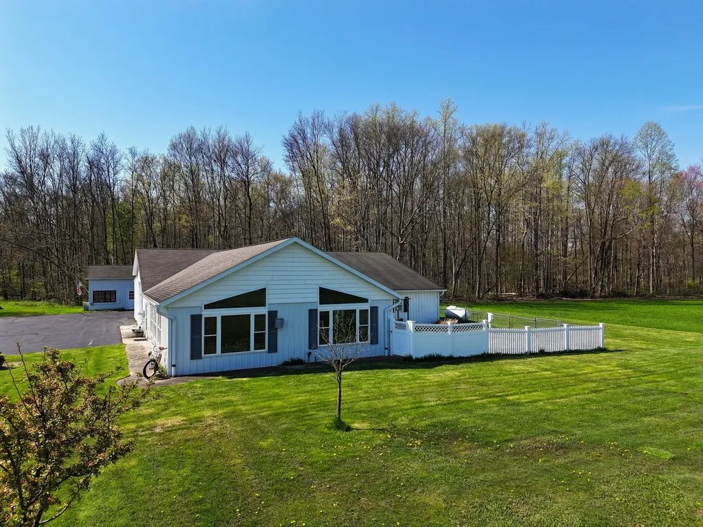 31643 Frost Street Pokagon Township MI 49047