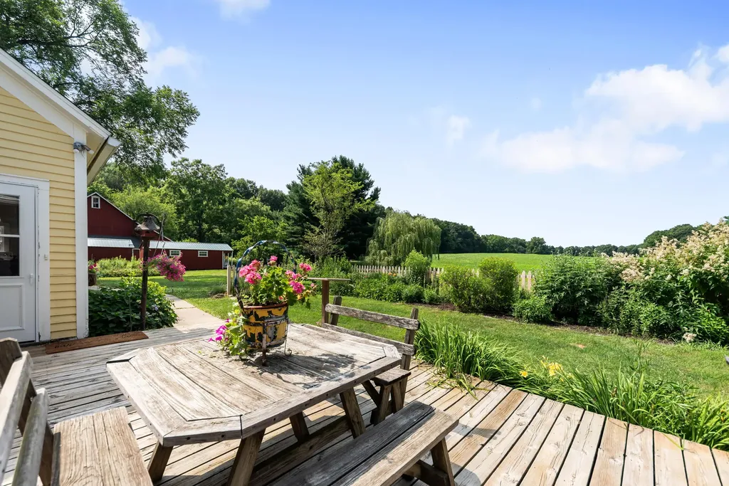 6475 Olive Branch Road Bertrand Township MI 49113