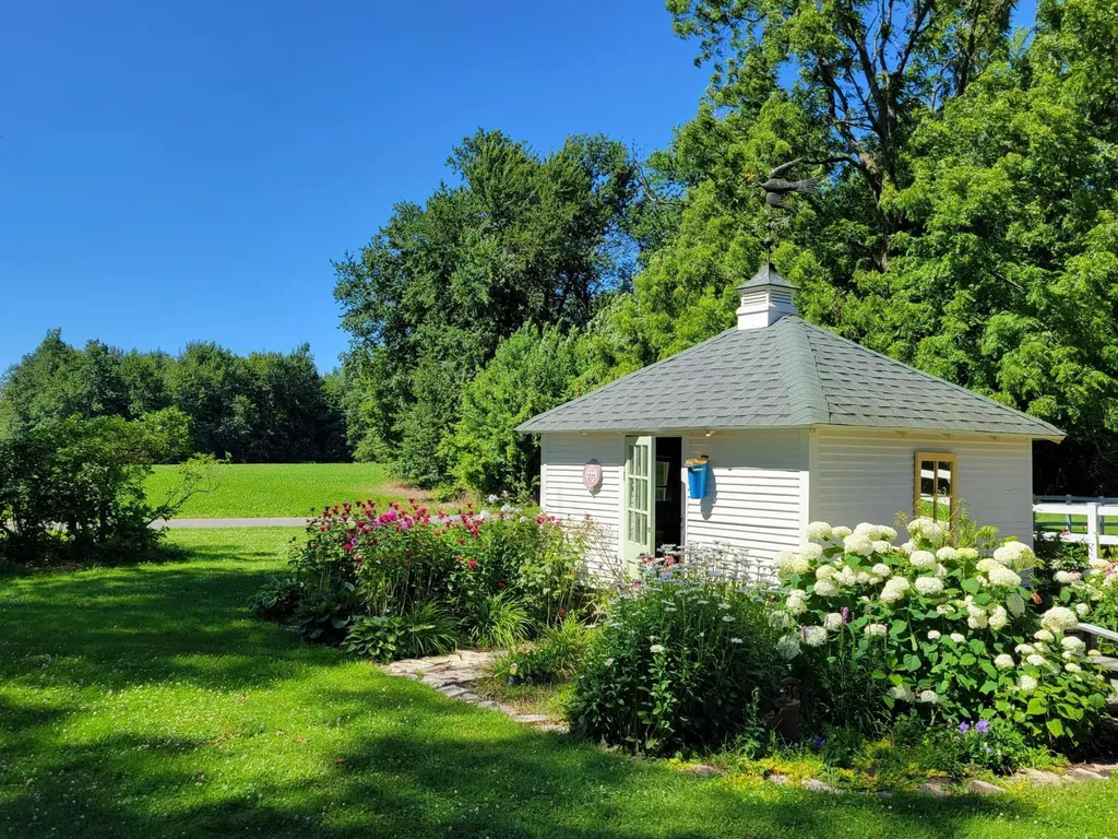 6475 Olive Branch Road Bertrand Township MI 49113