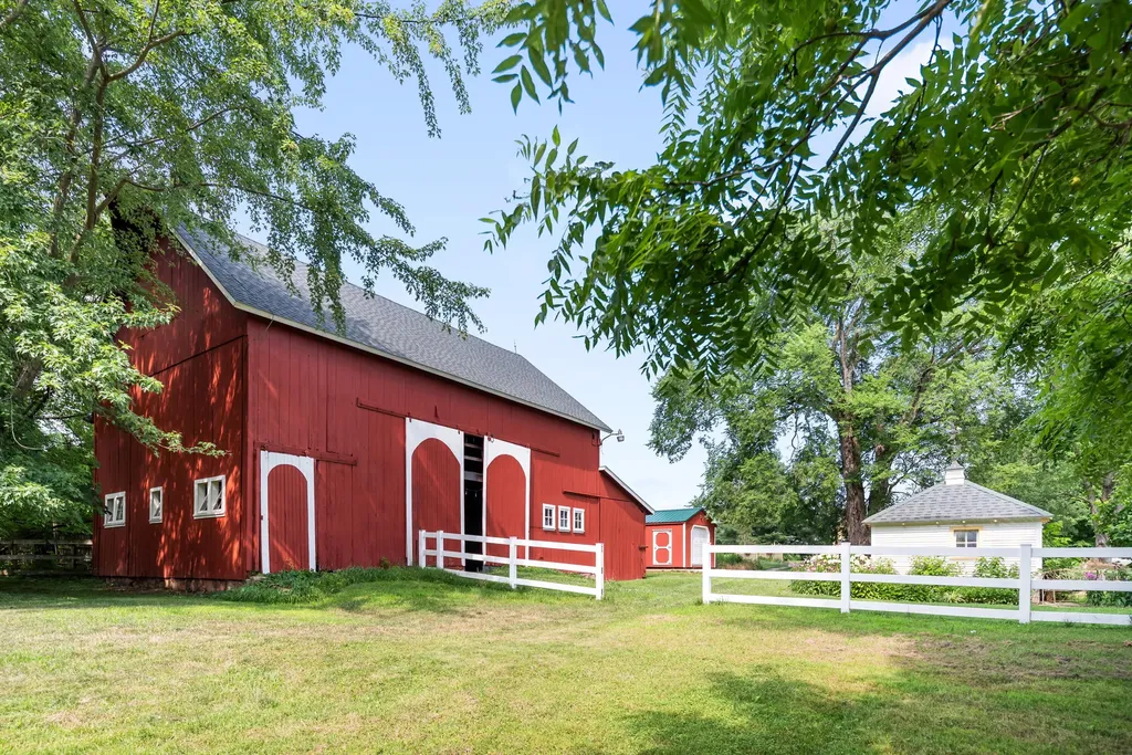 6475 Olive Branch Road Bertrand Township MI 49113