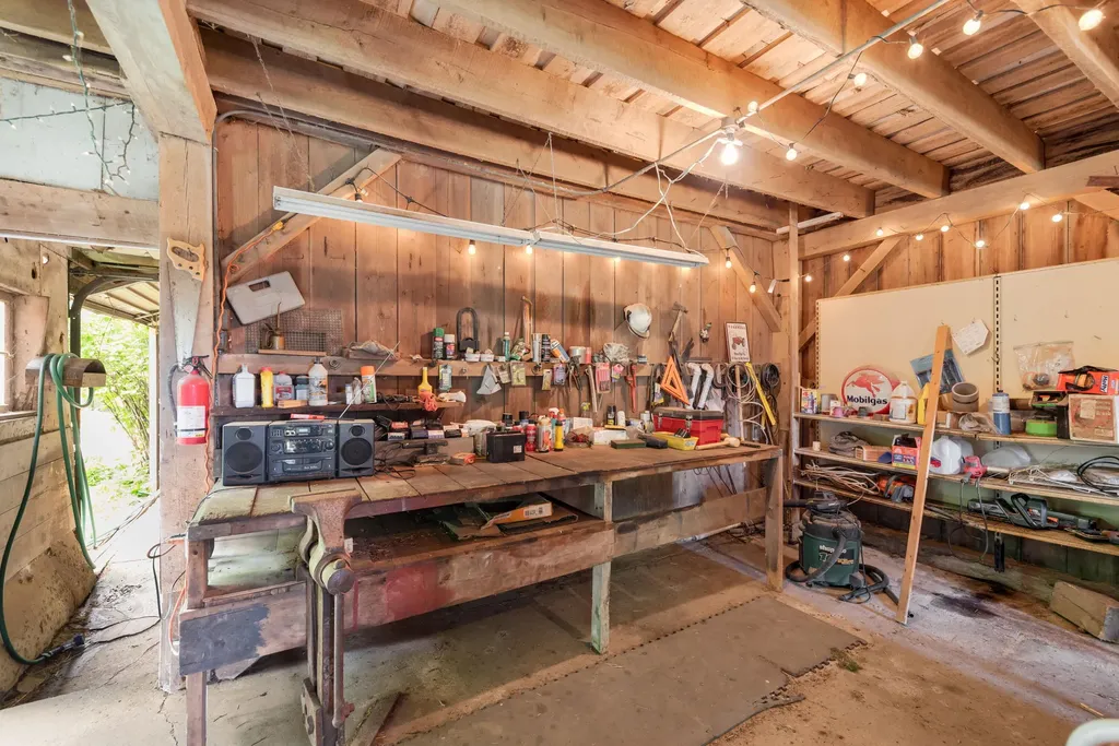 6475 Olive Branch Road Bertrand Township MI 49113