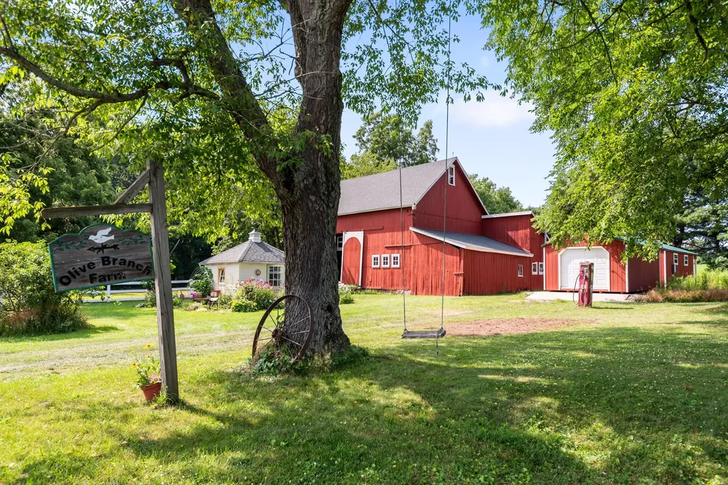 6475 Olive Branch Road Bertrand Township MI 49113