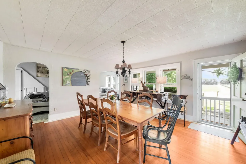 6475 Olive Branch Road Bertrand Township MI 49113
