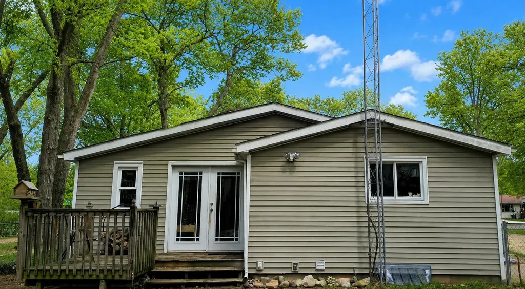 2427 Vanderbilt Avenue Portage City MI 49024