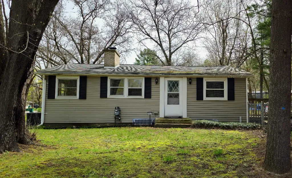 2427 Vanderbilt Avenue Portage City MI 49024