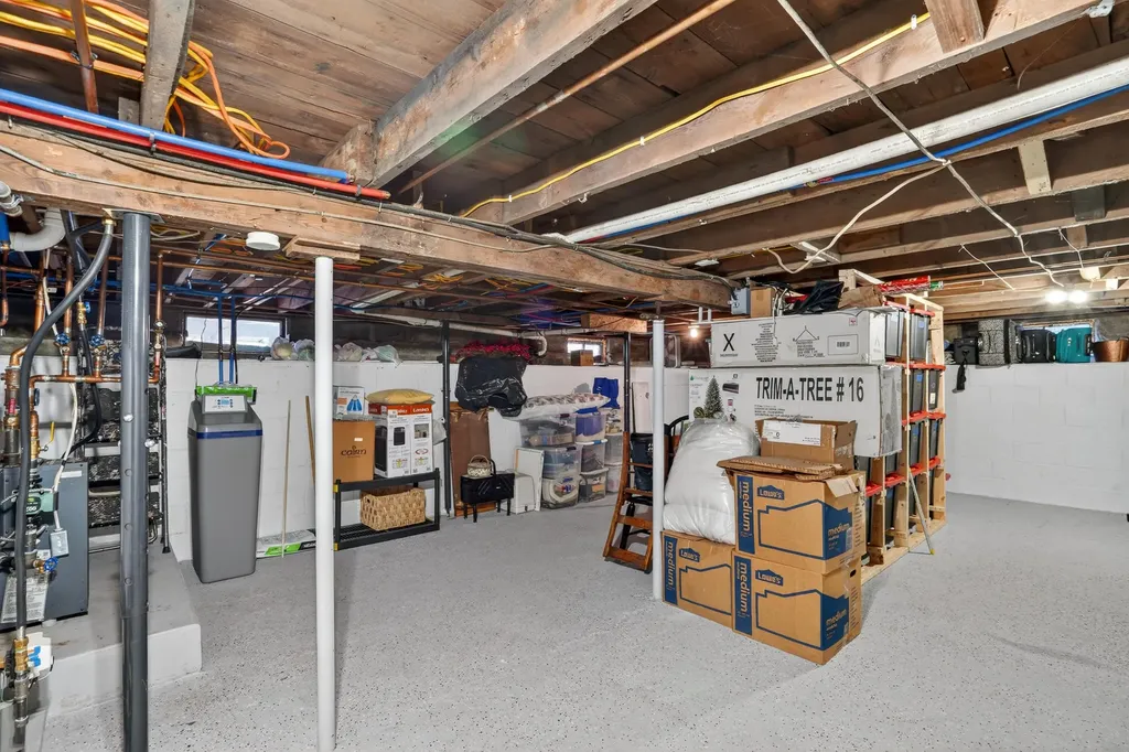 30994 Us-12 Fawn River Township MI 49091