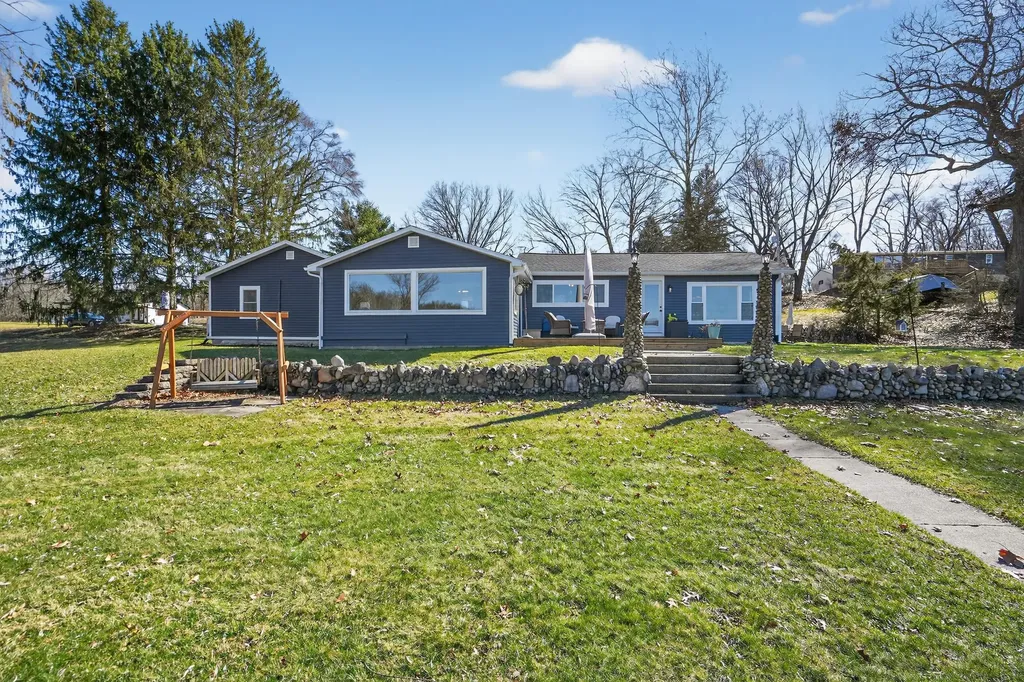 30994 Us-12 Fawn River Township MI 49091