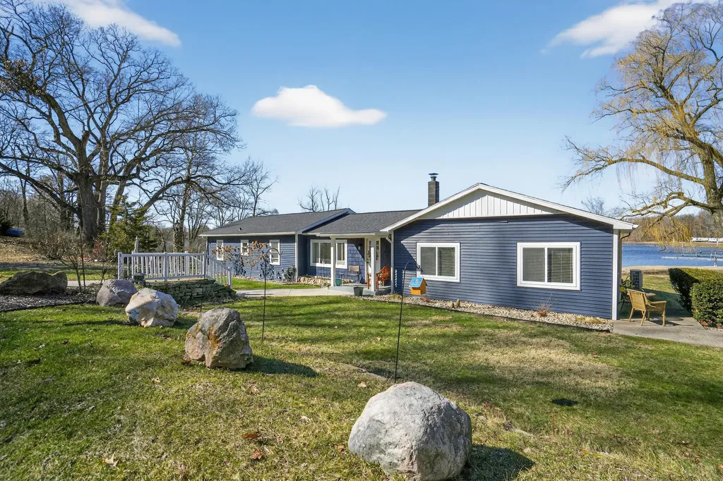 30994 Us-12 Fawn River Township MI 49091