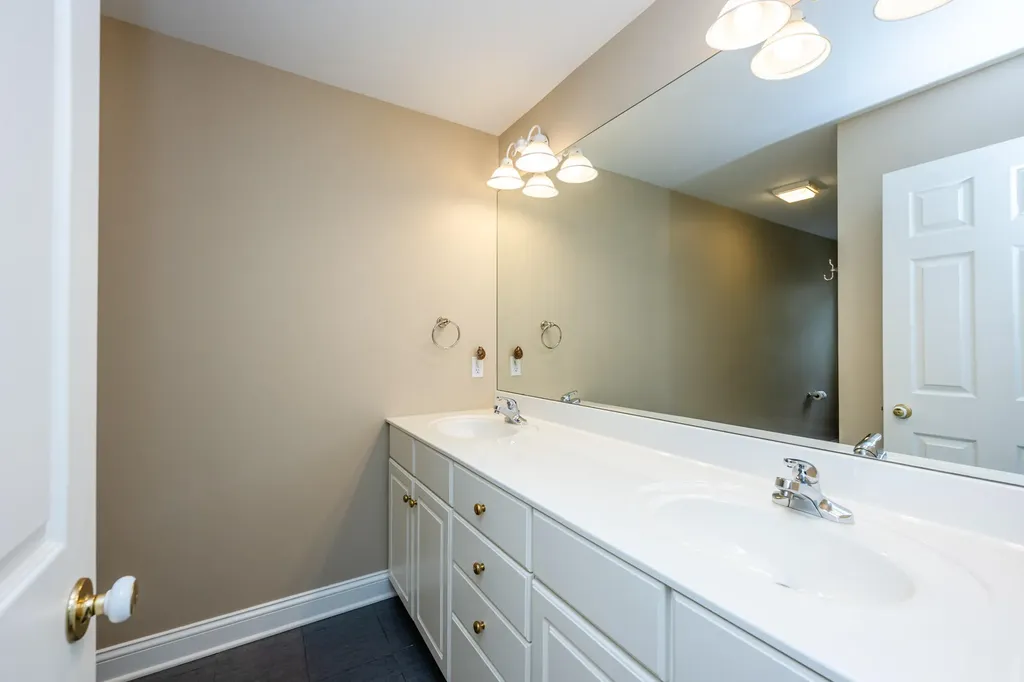 3040 Dunes Valley Path Lincoln Charter Township MI 49127
