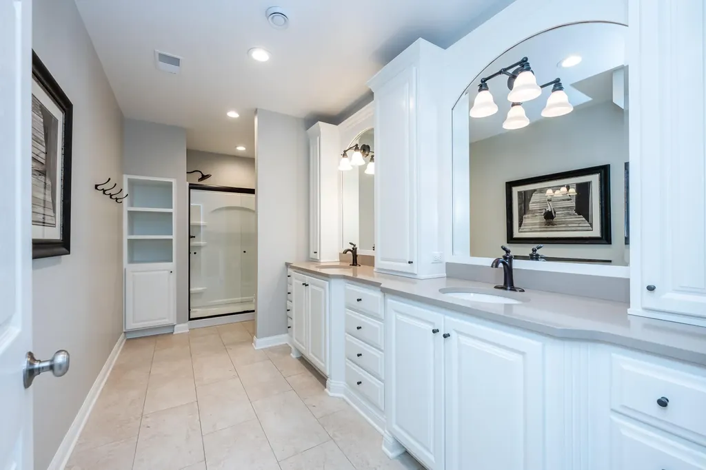 3040 Dunes Valley Path Lincoln Charter Township MI 49127