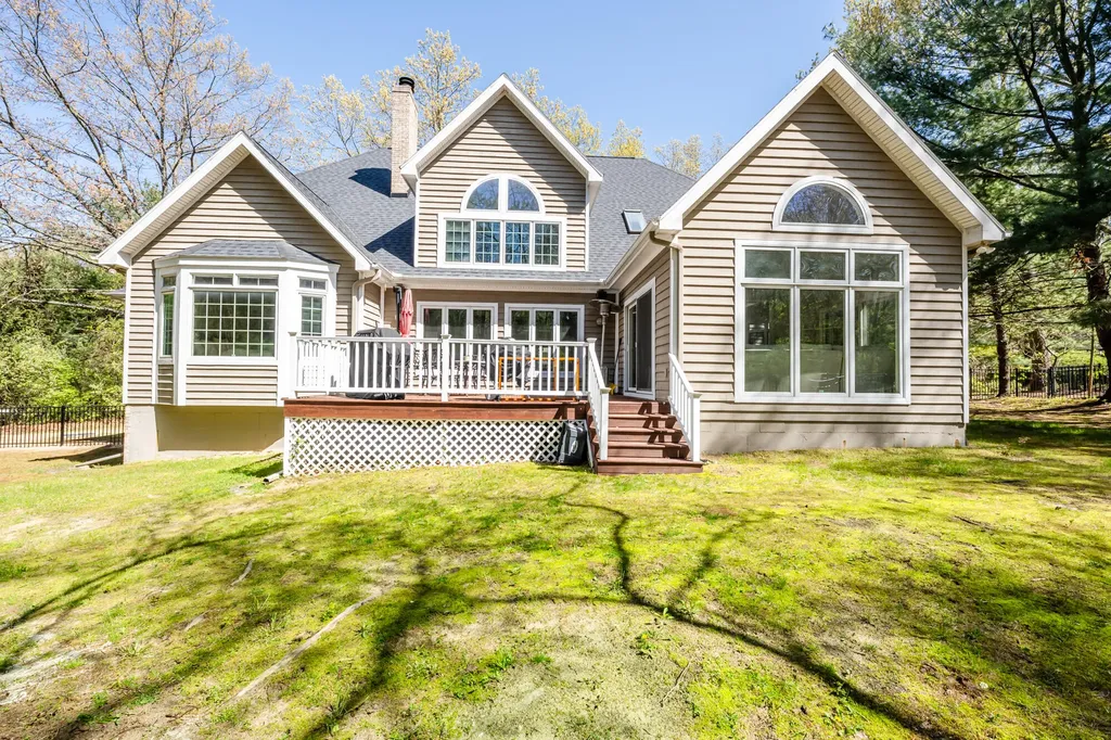 3040 Dunes Valley Path Lincoln Charter Township MI 49127