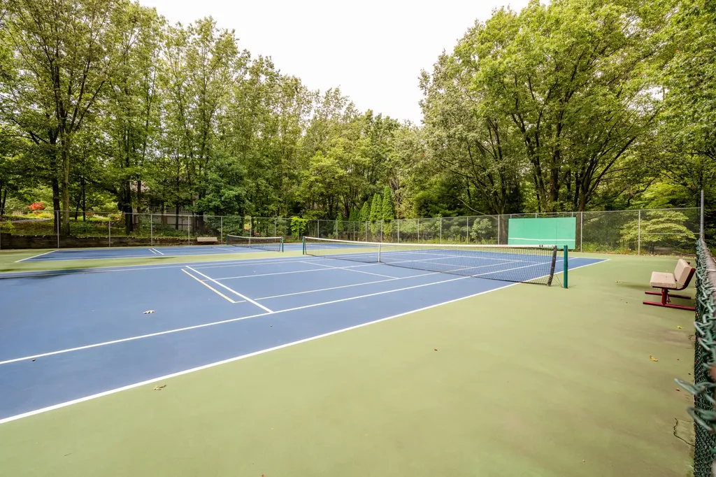 3040 Dunes Valley Path Lincoln Charter Township MI 49127