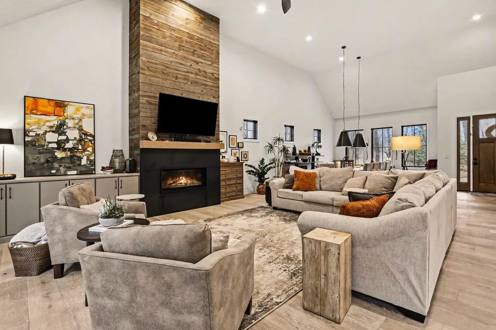 7 Preserve Way New Buffalo City MI 49117