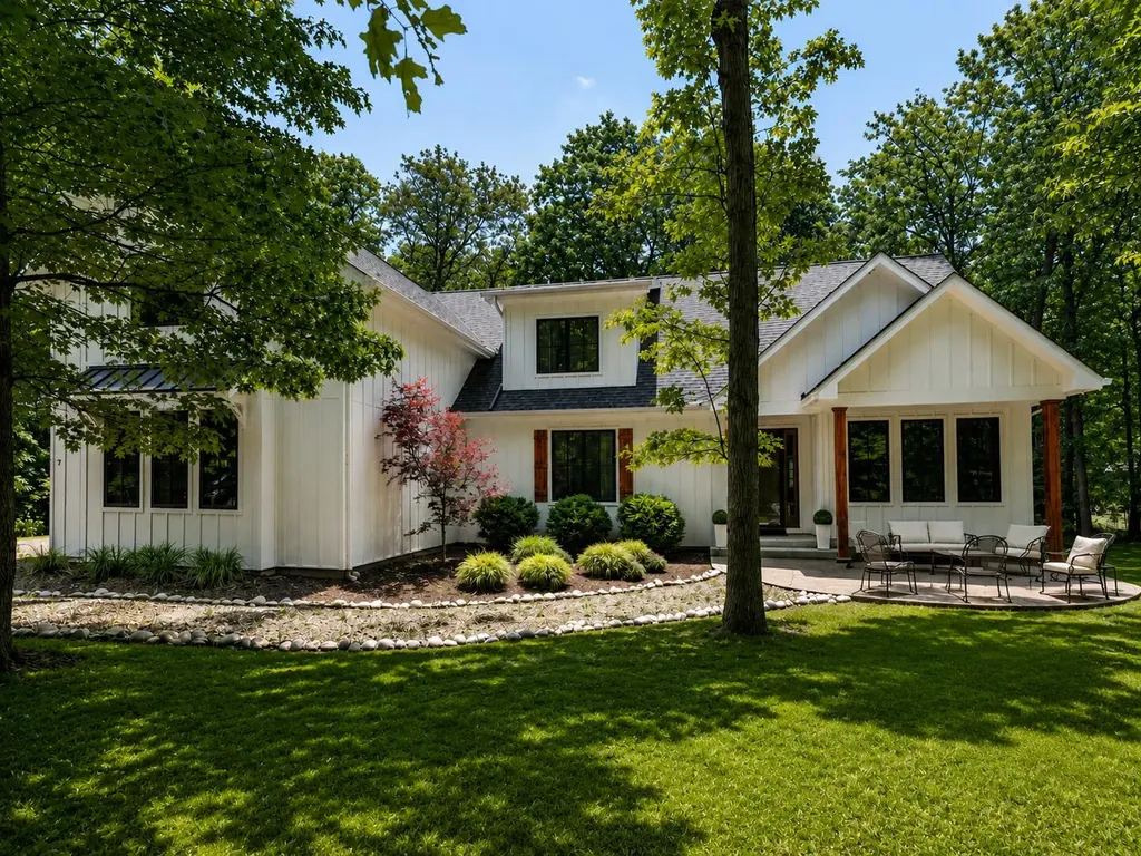 7 Preserve Way New Buffalo City MI 49117